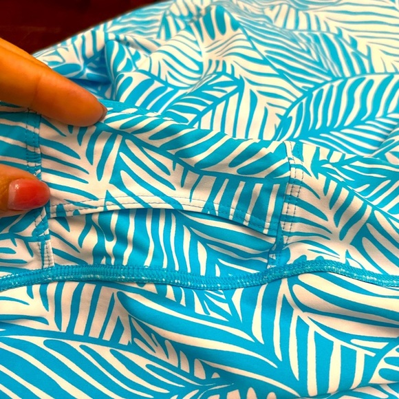 Coolibar Big Wave Swim Skort | Size Large | UPF 50+ - Picture 6 of 7